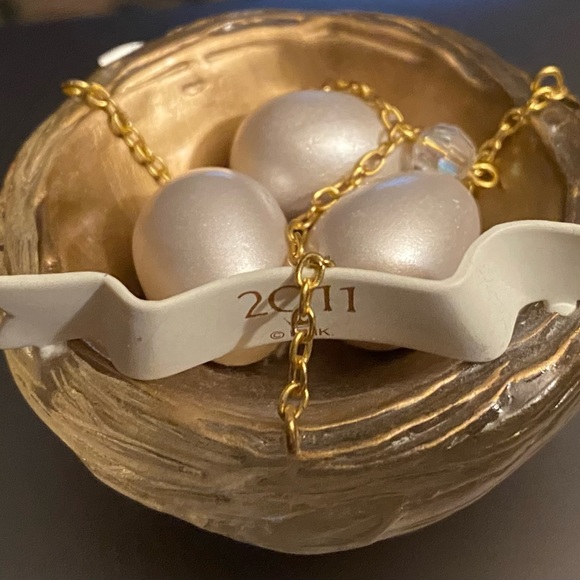 Christmas Lot including Nesting Dolls, Hallmark, & Hand Painted - Picture 16 of 16